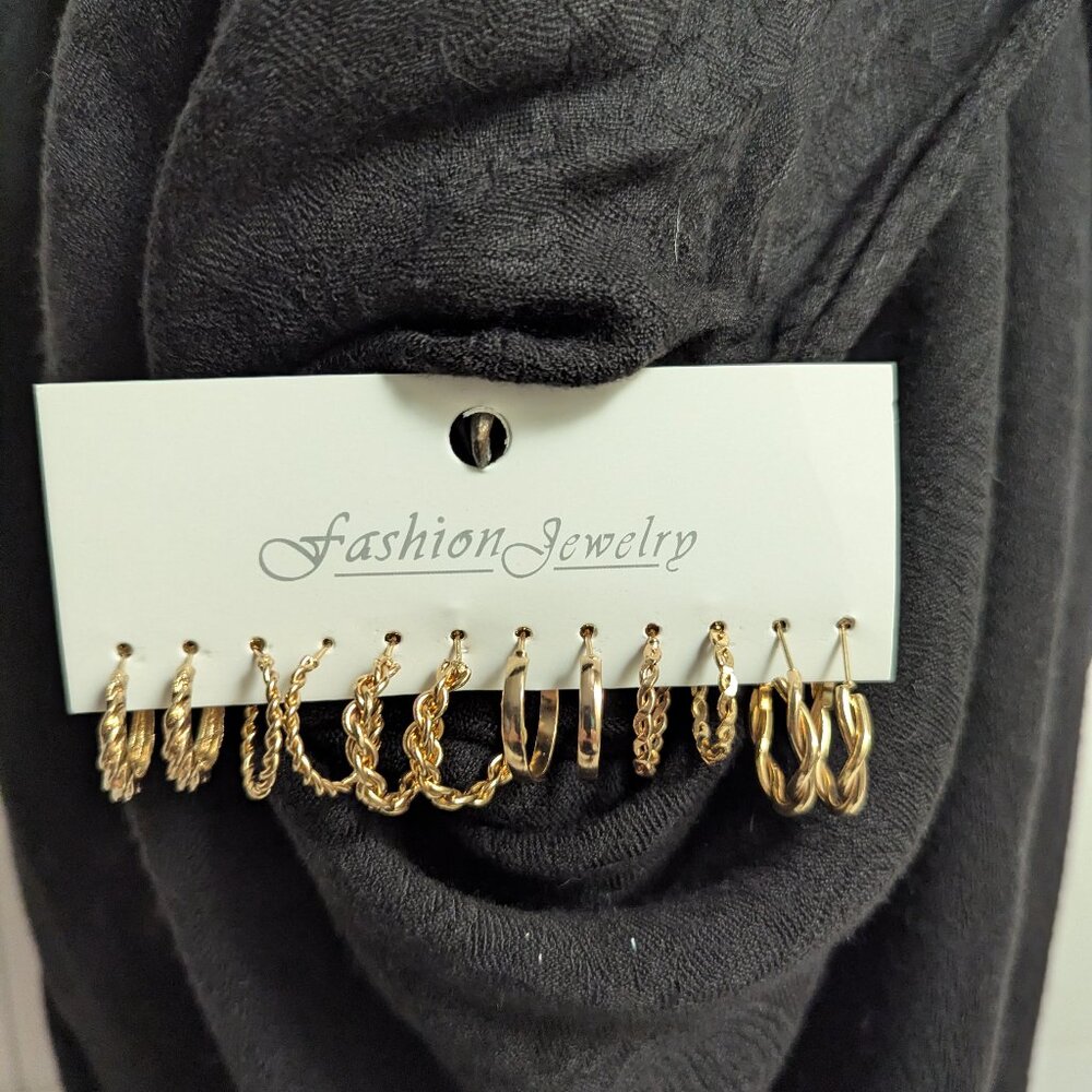 6 sets of earrings 3@$15